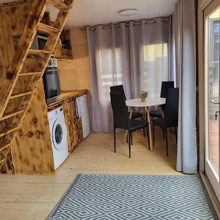 Tiny House Near Viljandi (Viljandimaa)