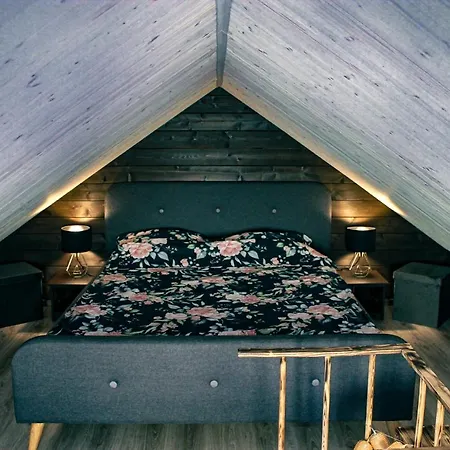 Nyaraló Tiny House Near Viljandi