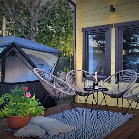 Tiny House Near Nyaraló